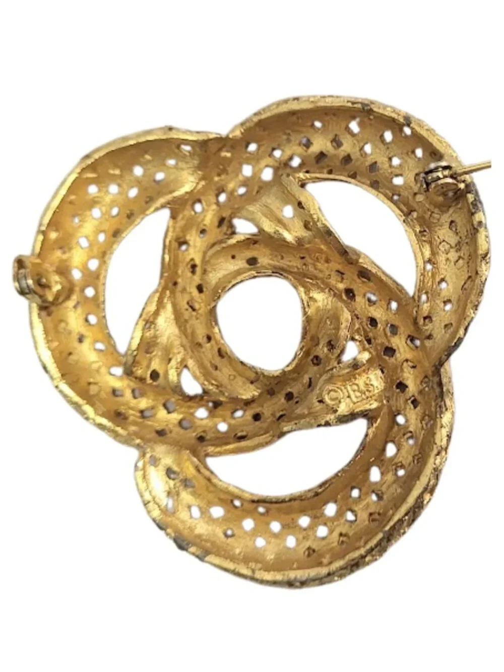BSK Vintage Signed Gold Tone Braided Knot Brooch Pin